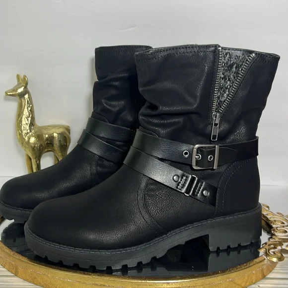 Jellypop Women’s Ankle Booties zipper on side size 9 and 12 black - Picture 2 of 10